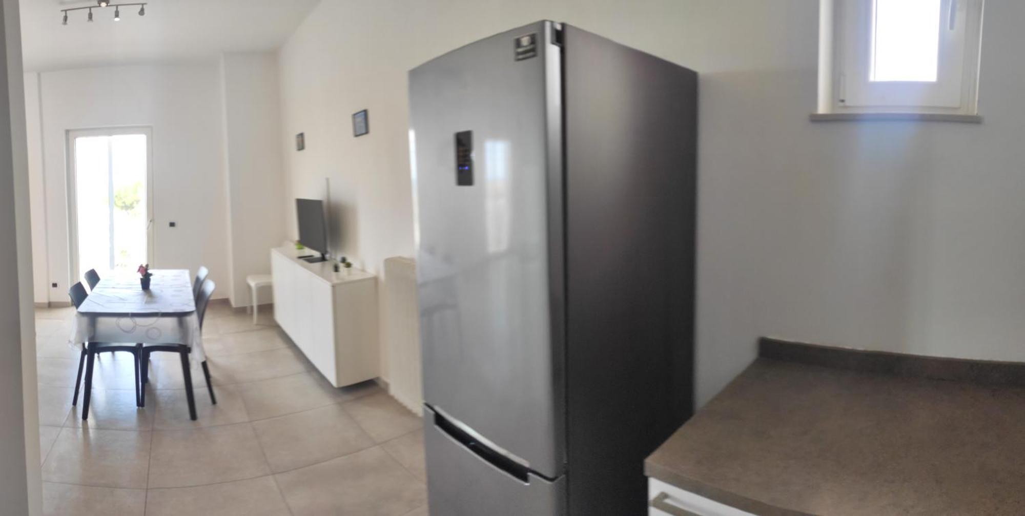 Seagull Apartments - Front And Sea View & Airport Bari Luaran gambar