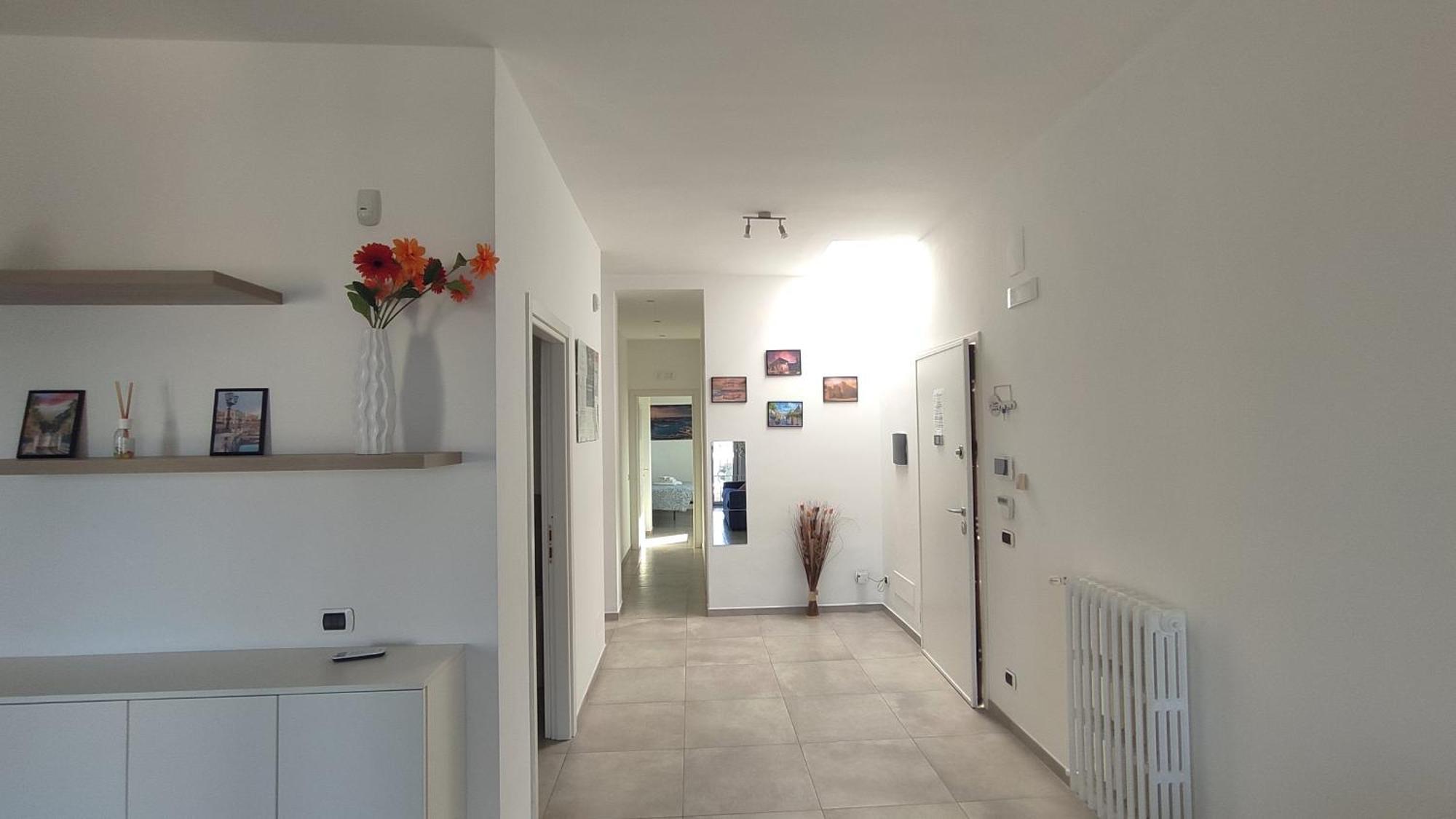 Seagull Apartments - Front And Sea View & Airport Bari Luaran gambar